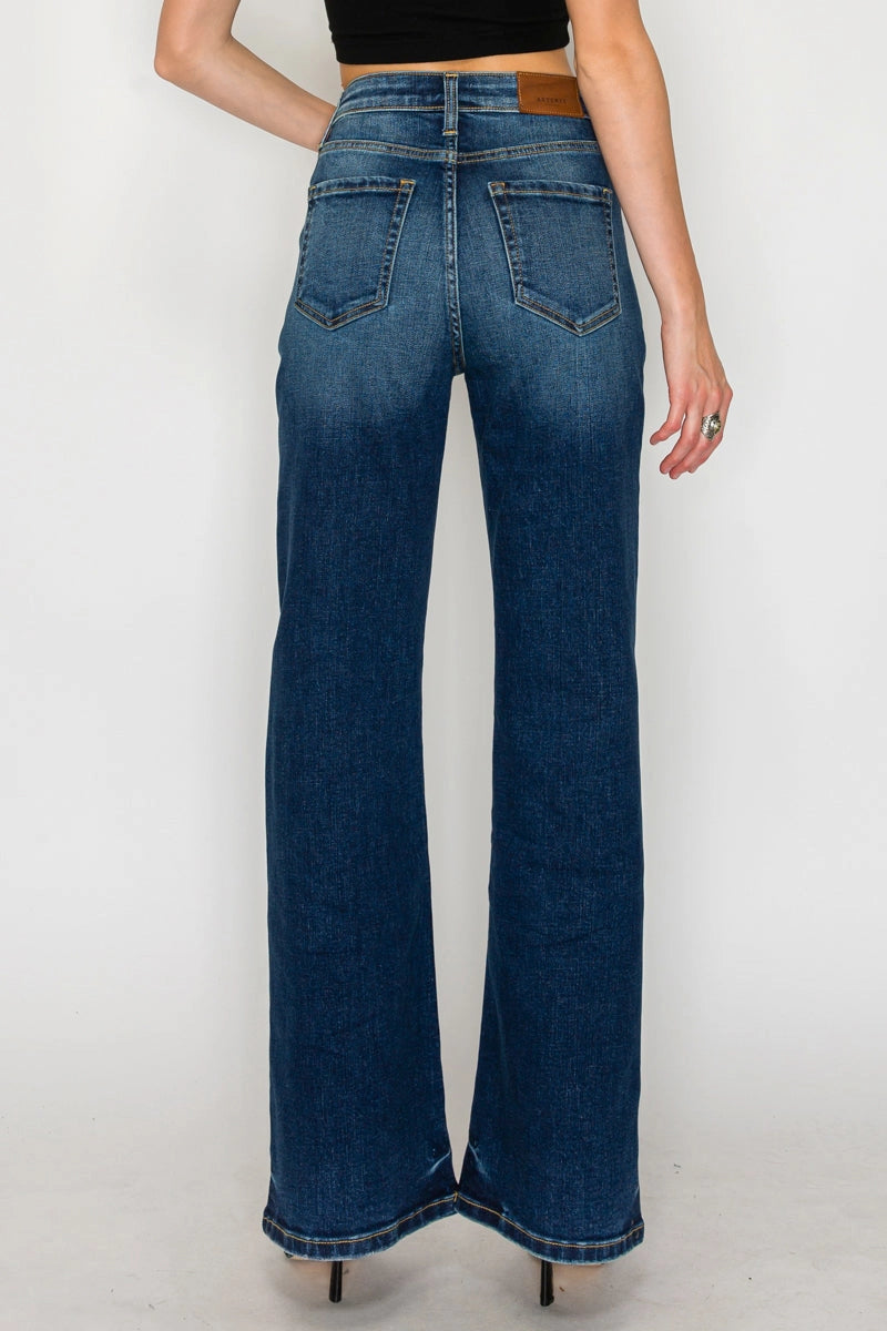 Artemis Holly Flare Jean